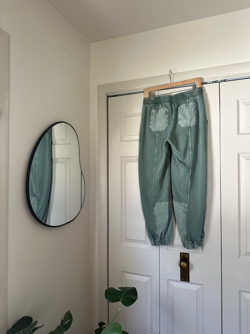 Anthropologie Daily Practice Dusty Sage Green Utility Joggers Killington Pant - Picture 5 of 6